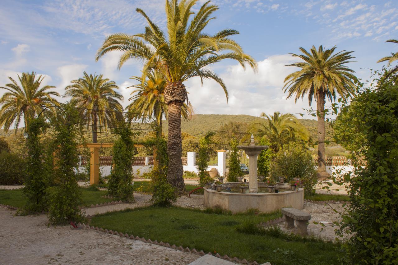 Hotel La Giralda Burguillos Del Cerro Ngoại thất bức ảnh